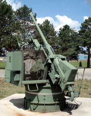 対空兵器『ボフォース 40mm機関砲 (Bofors 40mm-40x311mmR)』(アメリカ軍)のご紹介