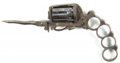 ハンドガン『アパッチリボルバー (Apache Pepperbox Revolver -7mm)』のご紹介