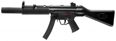 主力武器『MP5SD2 -9x19mm (HKMP5SD5)』(H&K/ドイツ)のご紹介