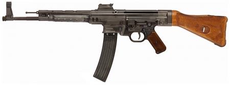 ブラスターライフル『BlasTech A280C (ベースデザイン：STG-44：Sturmgewehr 44 - 7.92x33mm Kurz)』(ヘーネル/ドイツ)のご紹介