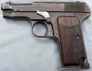 【ベレッタM1915】(Beretta M1915・ピストル・1915～1930年・.32 ACP 9mm Glisenti・装弾数：8)のご紹介