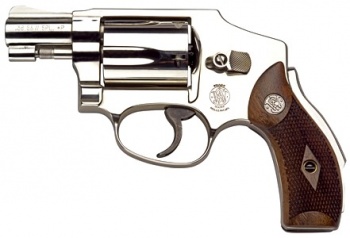 【S&W モデル40】(Smith & Wesson Model 40・リボルバー・1952年～・.38スペシャル・装弾数：5)のご紹介