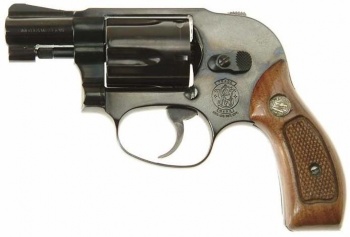 【S&W モデル38】(Smith & Wesson Model 38・リボルバー・1955～1999年・.38スペシャル・装弾数：5)のご紹介