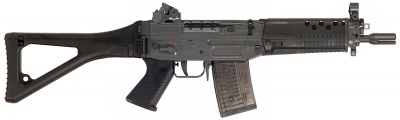 【SIG SG 552コマンド】( ライフル・1998～2008年・5.56x45mm NATO・装弾数：5/20/30)のご紹介