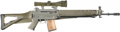 【SIG SG 550】( ライフル・1986年～現在・5.56x45mm NATO・装弾数：5/20/30)のご紹介