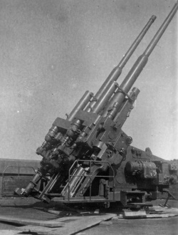 対空砲『12.8cm FlaK 40 ツヴィリング (12.8-cm-Flak-Zwilling 40)』(ハノマーク/ドイツ)のご紹介