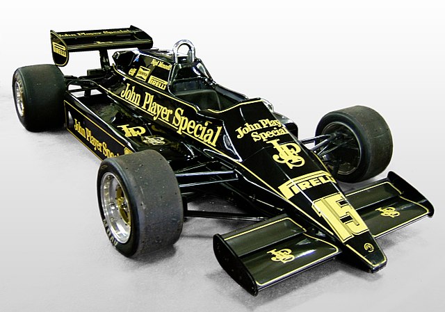 1983年・12位 / 1ポイント【シャーシ：Lotus 92/91/93T/94T・エンジン：Ford Cosworth DFV・タイヤ：ダンロップ】のご紹介
