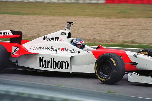 1996年・4位 / 49ポイント【マクラーレン・シャーシ：MP4/11・エンジン：Mercedes FO 110 3.0 V10・タイヤ：グッドイヤー】のご紹介
