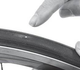 「クリンチャー(WO)タイヤのパンク修理方法」のご紹介