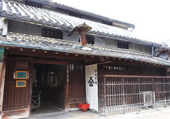 1765年開業の黒田清右衛門商店