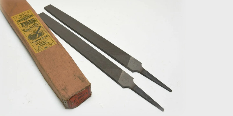 自作ナイフ制作において重要な工具「ヤスリの種類と使い方」についてご紹介｜自作ナイフ/アウトドア