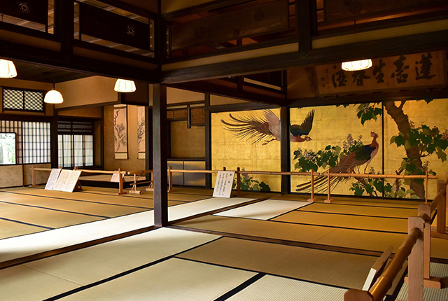 現存する揚屋遺構としては、京都の島原に残る「角屋（すみや）」が唯一国の重要文化財に指定されています。