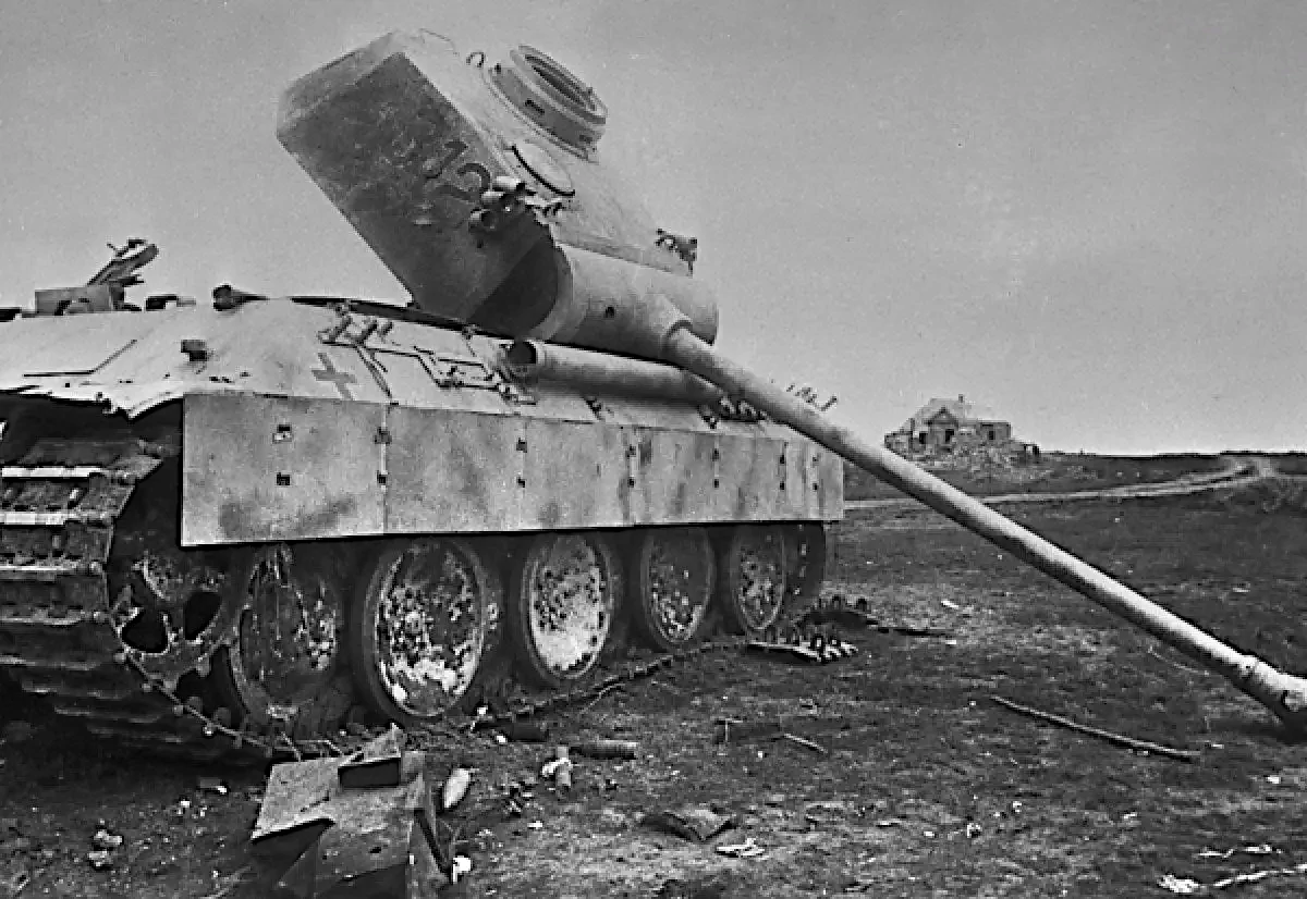 史上最大規模の戦車対戦車の近距離戦闘「プロホロフカの戦い（Battle of Prokhorovka）」