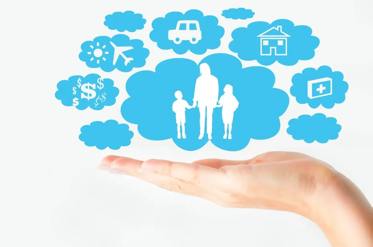 少額短期保険市場の収入保険料推移（2018年度〜2023年度）