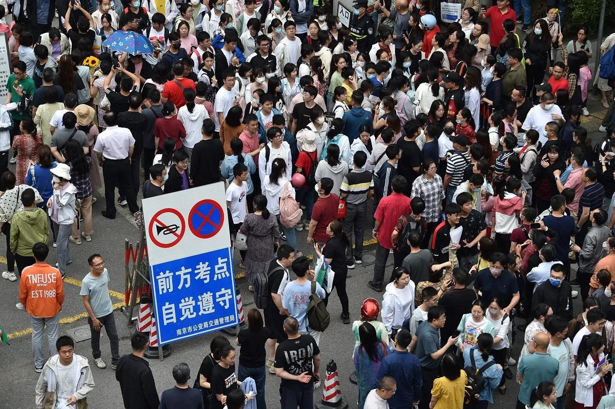日本と中国の「人口オーナス期の比較年表」