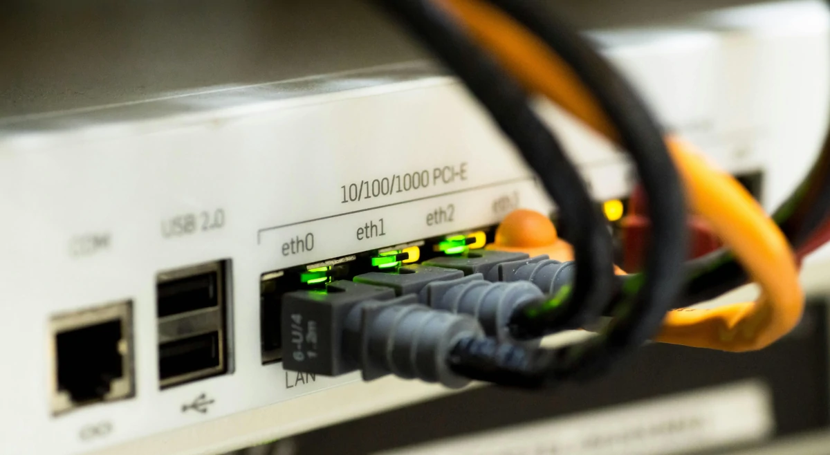  法人向けインターネット接続方式の歴史（日本中心・技術進化の流れ）