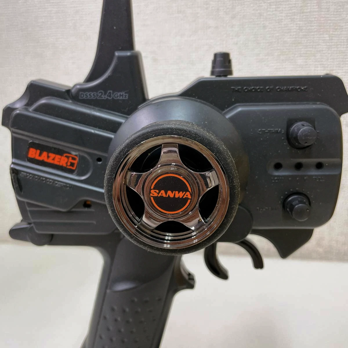 初期DSSS方式は互換性・安定性に難あり（例：DSM2問題）