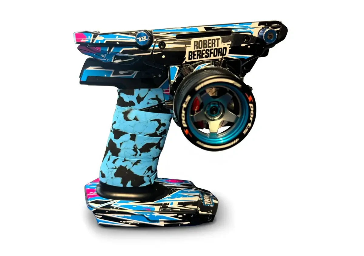 Sanwa送信機別・通信方式／応答性能比較表（2025年版）