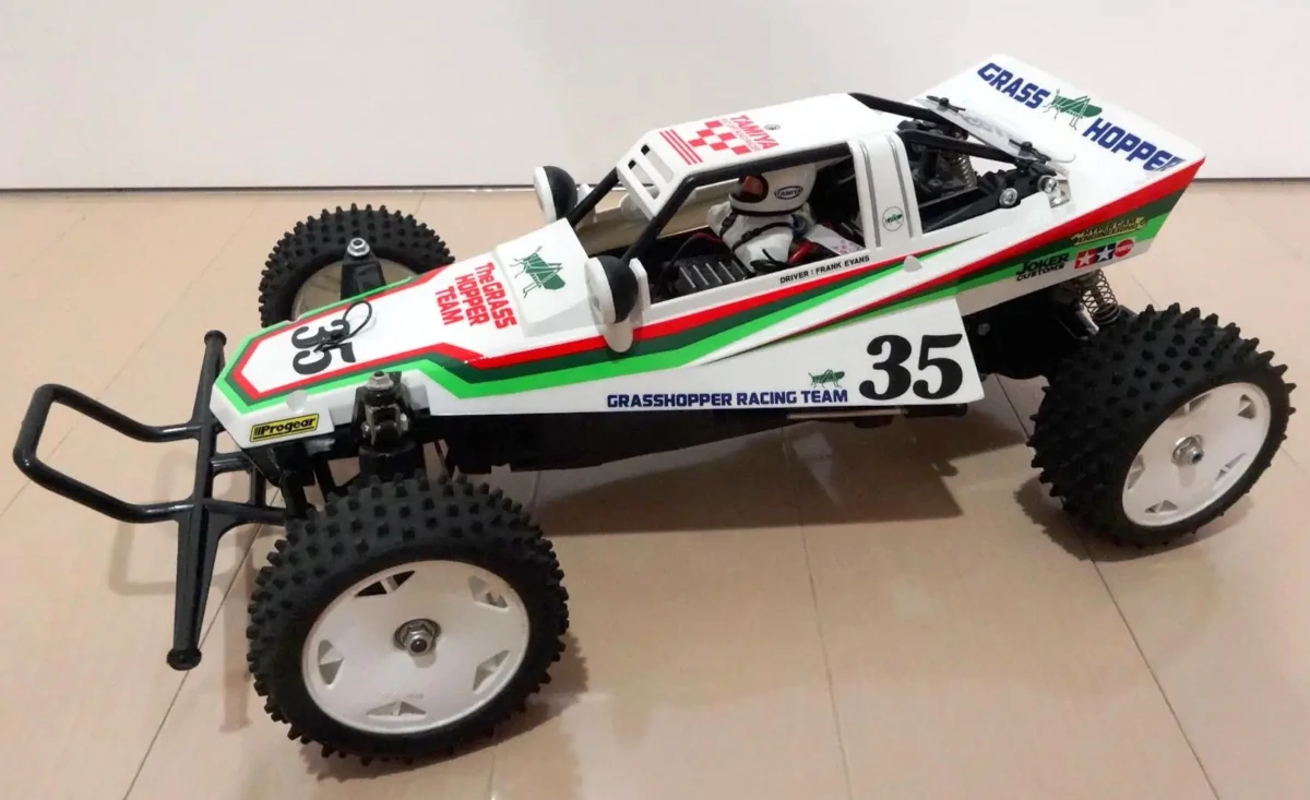 MC230CRとMC330CRの内部回路ブロック図（MOSFET・BEC・制御IC構成）