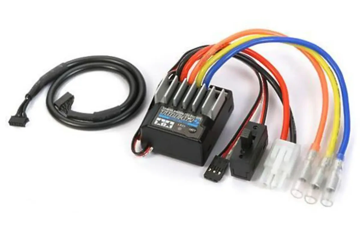 自作ブラシモーターESC（F/B/R対応・Nch×4 Hブリッジ、IR2104×2）の全体統合回路図