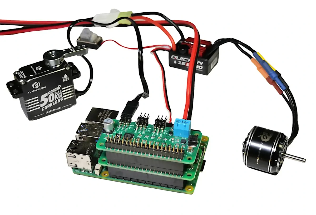 RCカー用の外部BEC（Battery Eliminator Circuit）‐サーボに力を与えるのは、外部からの安定した電力供給