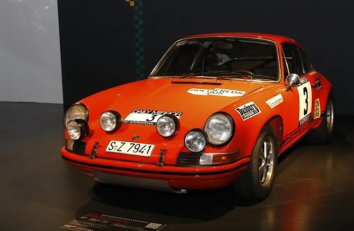 RCカー用レジンキャストにおける「石膏型」について