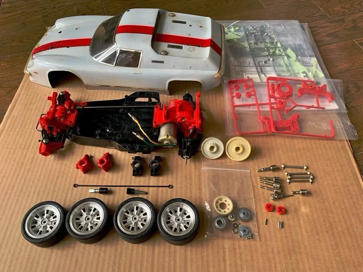 「FRPシャーシRCカー製作完全ガイド」