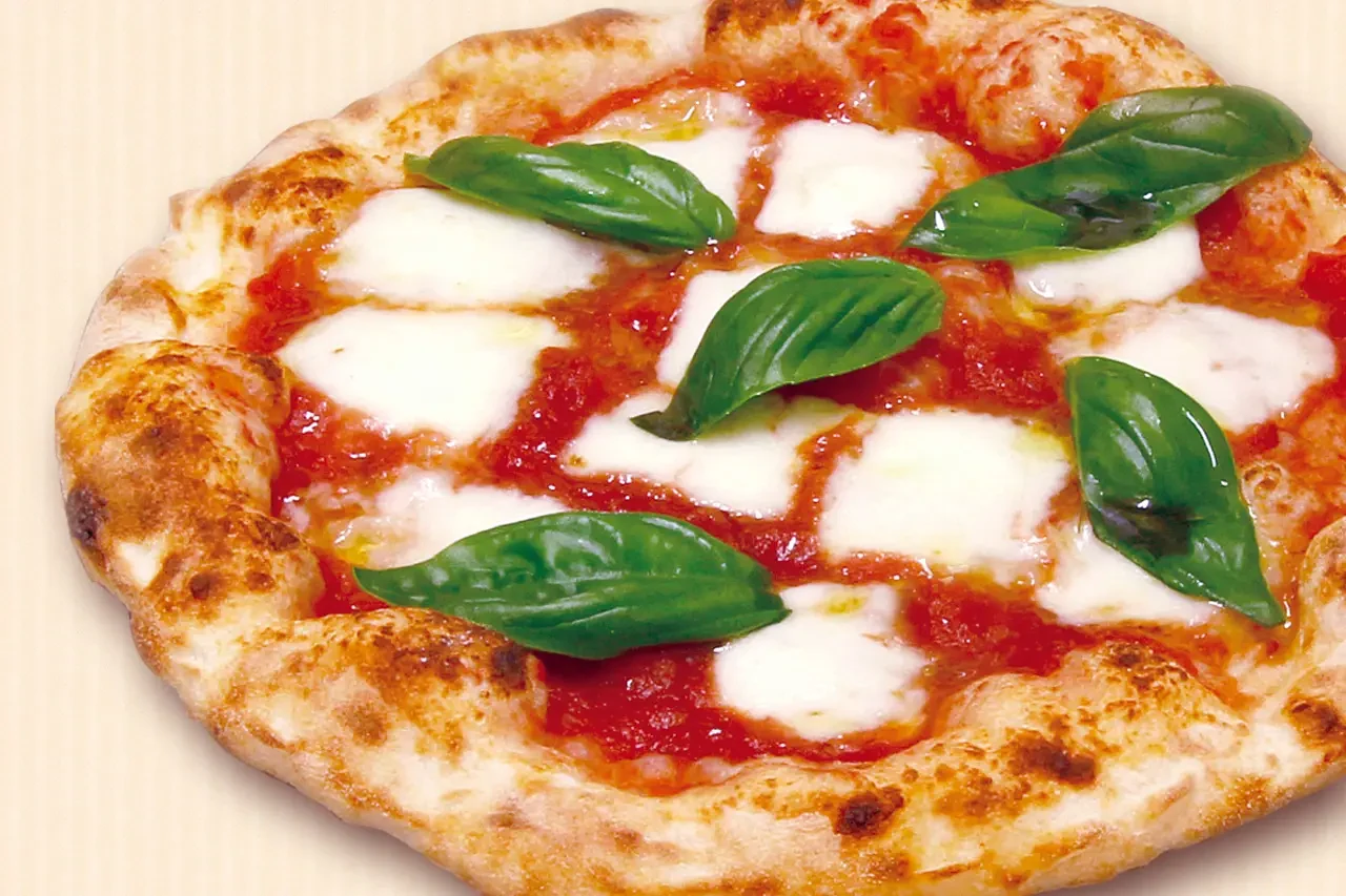 ピザ史における「トマトとの出会い（16〜18世紀）」