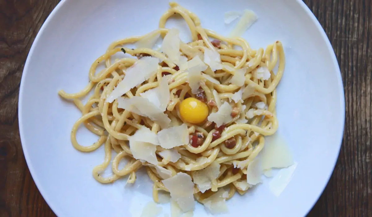 スパゲッティの歴史‐地中海の太陽と人の移動が紡いだ“世界共通の麺”