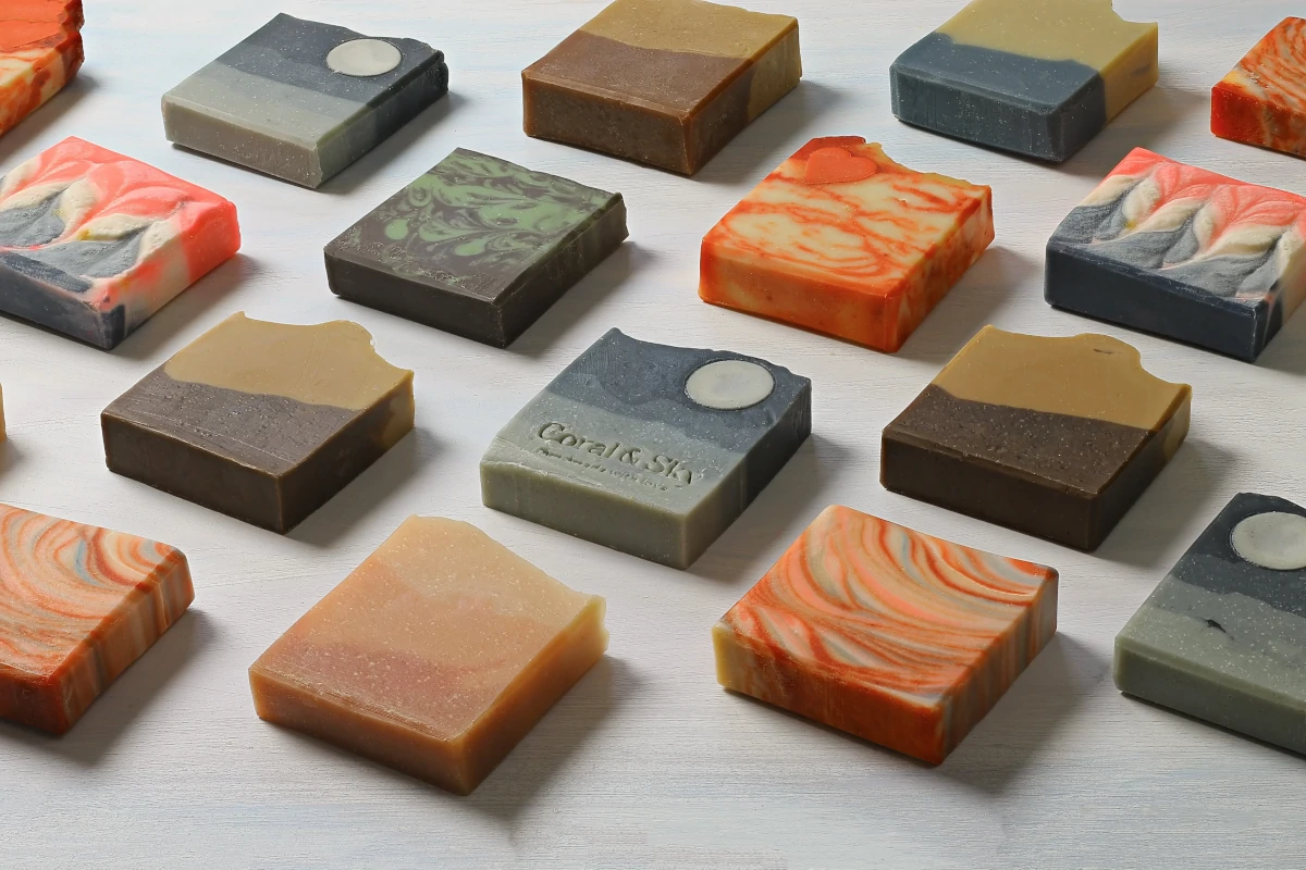  ハンドメイド石鹸（コールドプロセス法）‐「油脂＋苛性ソーダを低温で反応」させる伝統的手法