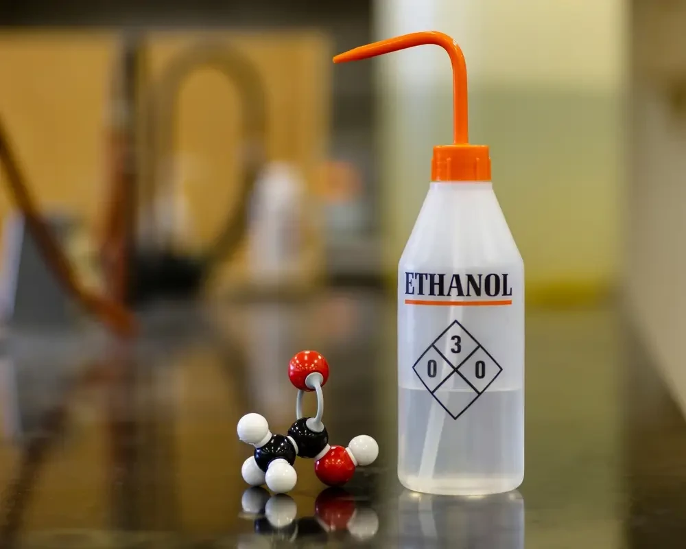 接点復活剤を自作‐導通を守るのは、ほんの一滴の工夫