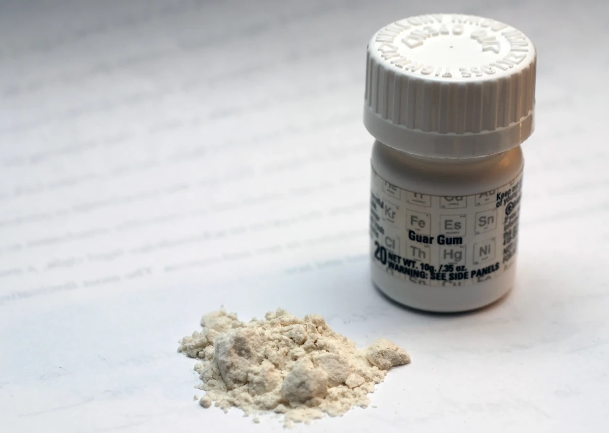 天然系の増粘剤（とろみや粘度を与える成分）