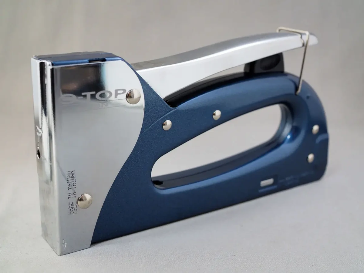 趣味・クラフト分野におけるタッカー（ハンドタッカー／電動タッカー）の用途