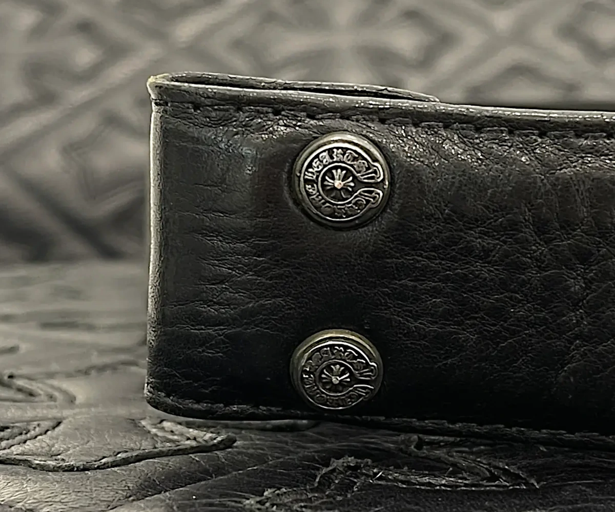 「留め具」小さな留め具ひとつが、暮らしと産業の確かさを支えている