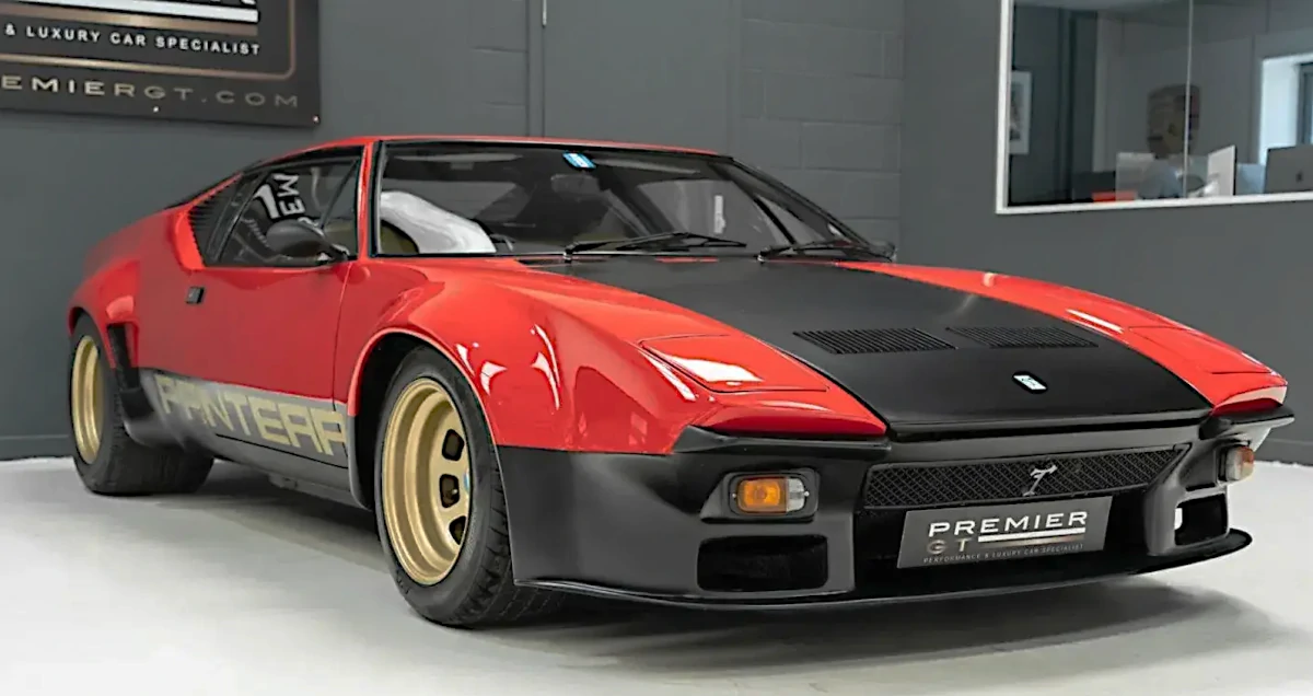 「全幅（ボディ外寸）とトレッド（タイヤ中心間距離）／オフセット対応」の要点