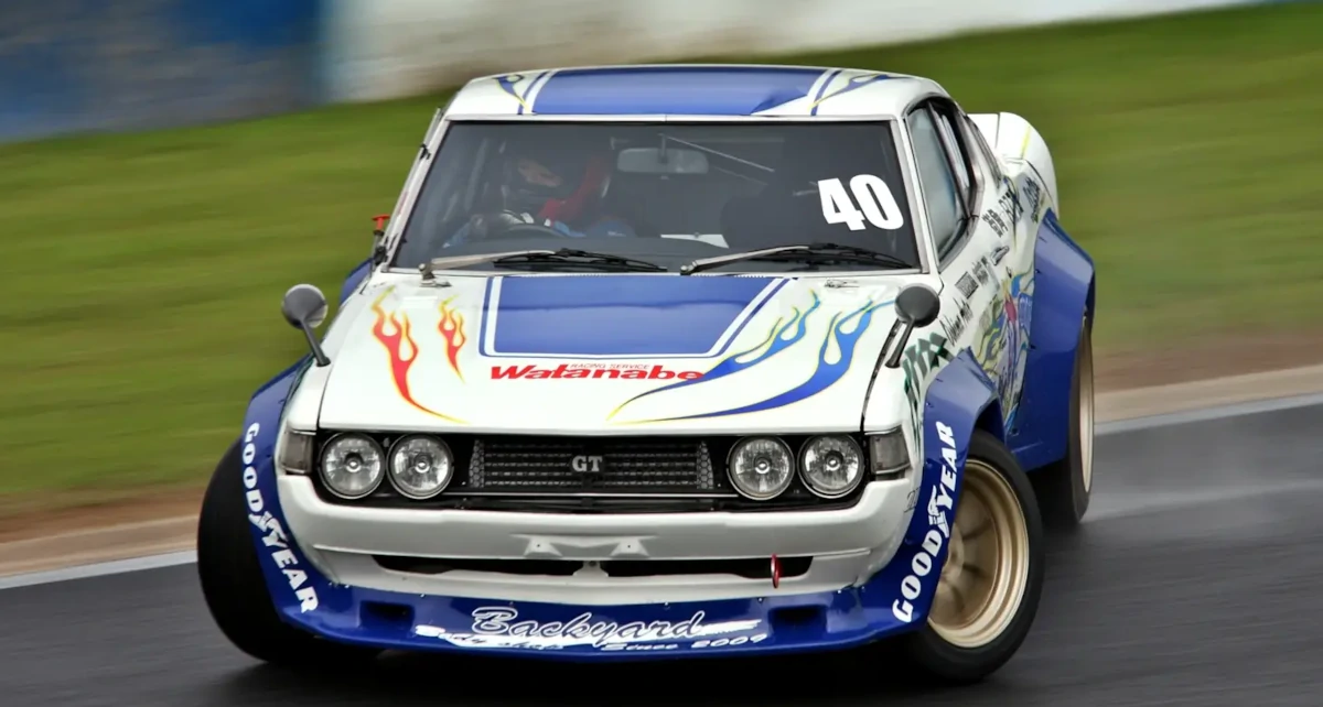  操縦しやすいボディ塗装の種類‐見やすさは、速さへの最短距離