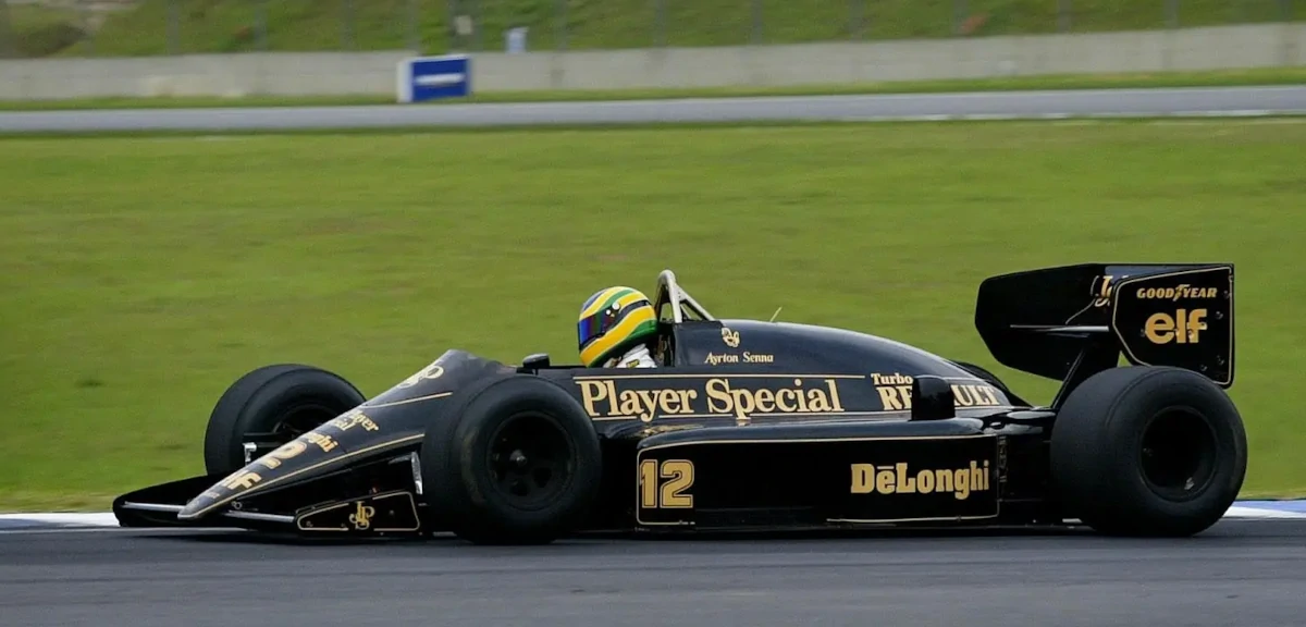 「F103 15th Anniversary Chassis Kit（ITEM: 84056）」の部品番号索引表（MA／MB／MC別）