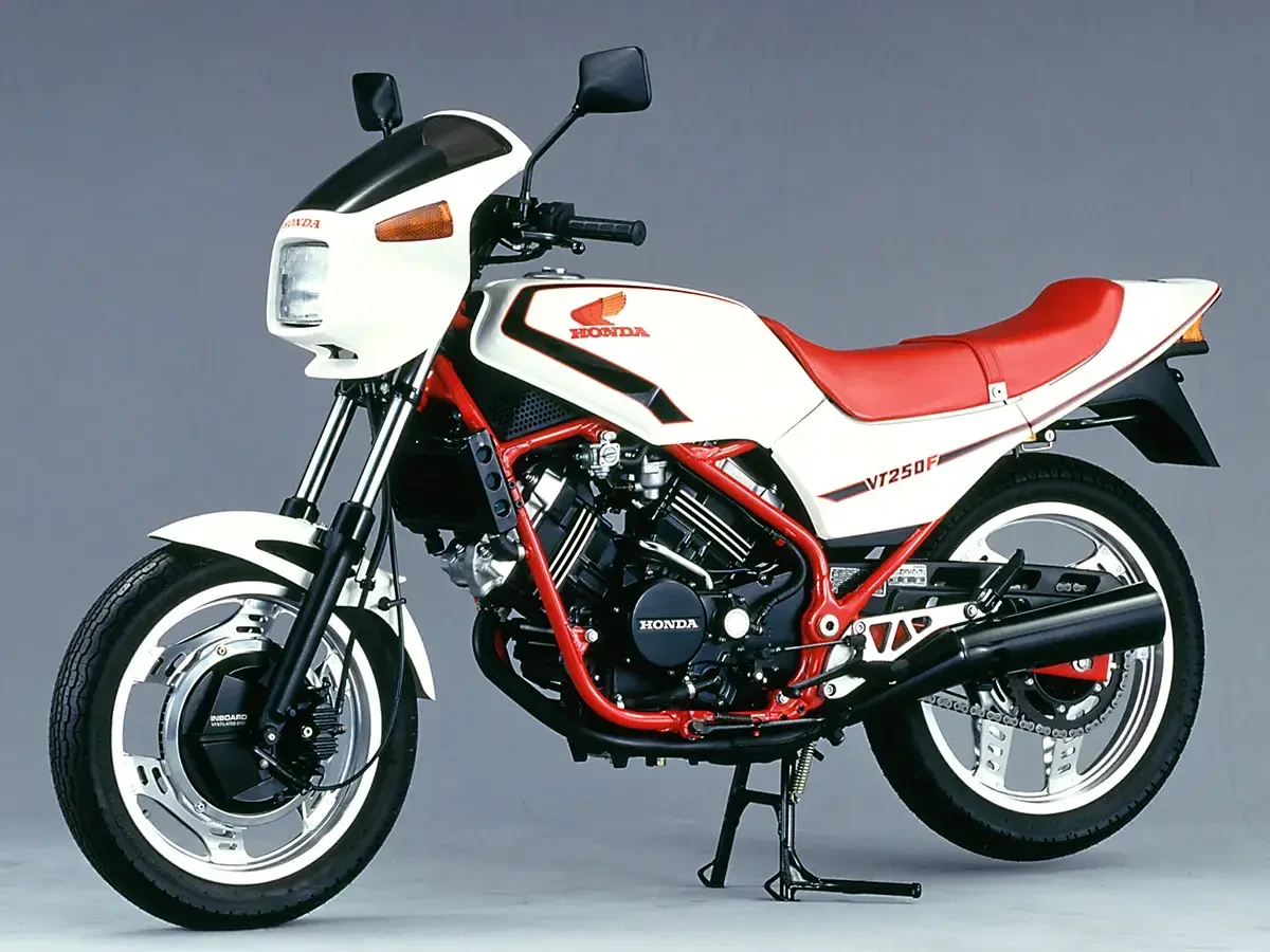  Honda VTシリーズの歴史と模型展開（1982〜）