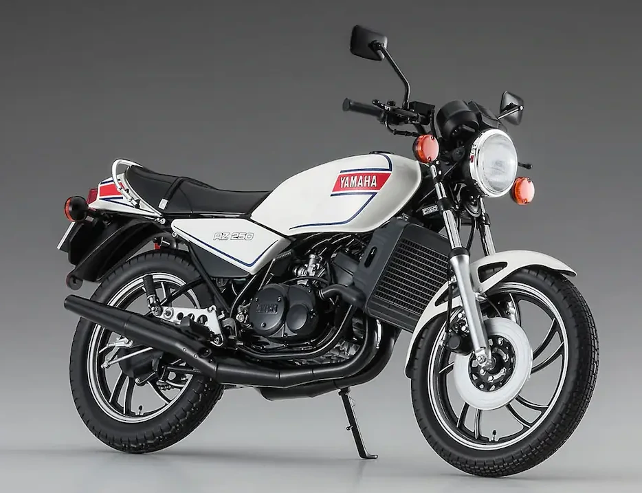 VT250F vs RZ250 vs CBX250RS の三つ巴比較‐2輪界の“スペック戦争”