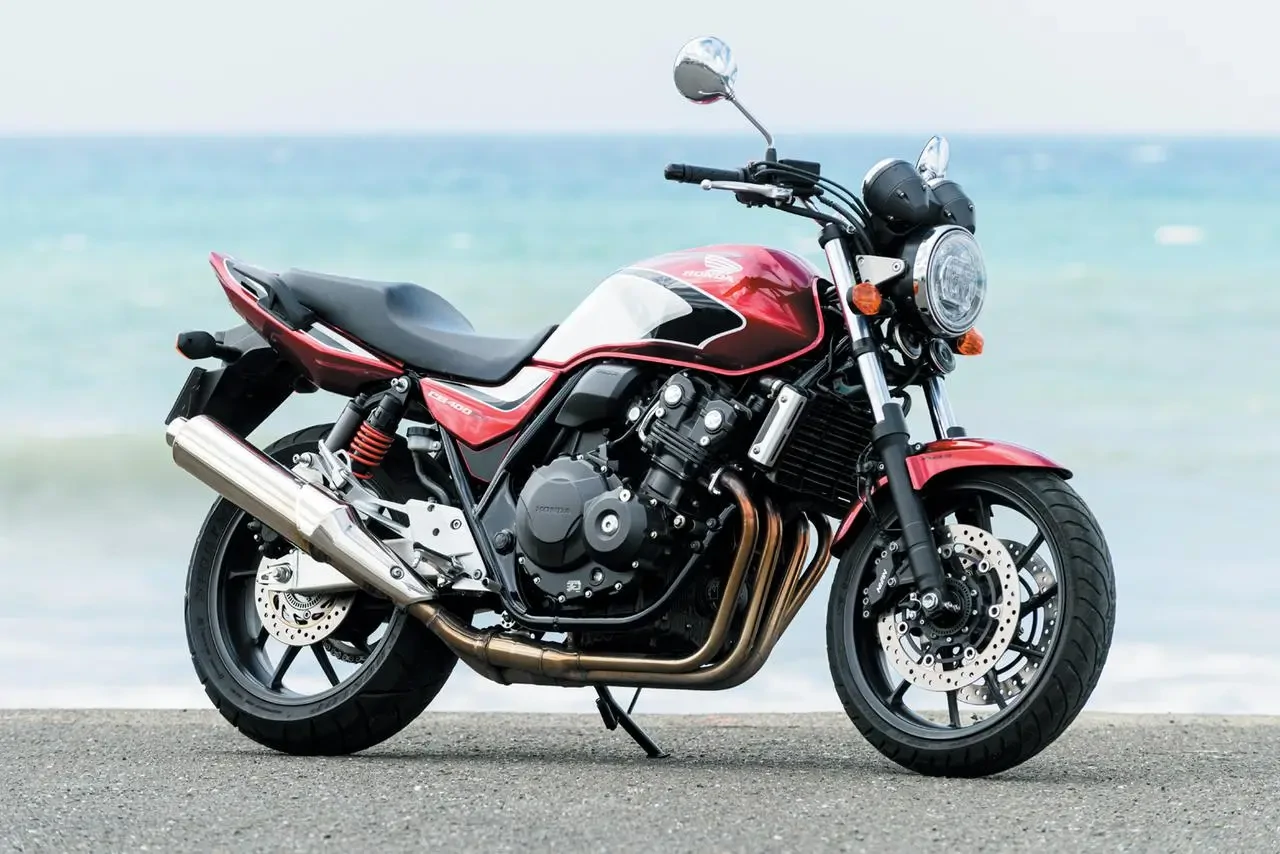 1990年代前半におけるバイク業界の「規制と成熟期」‐力を抑えても美しく走れること