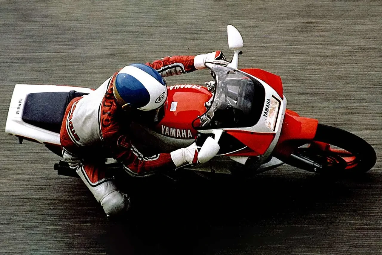 レバー比（リンク比）とリンク構造‐「車輪側の動きを何倍にしてサスに伝えるか」を決める機械的倍率