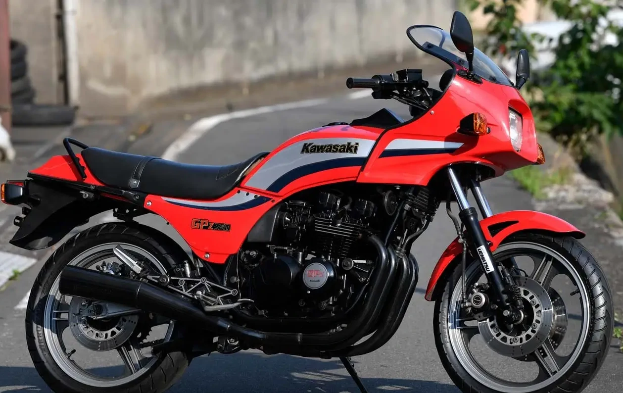 リアショック（Rear Shock Absorber）の歴史‐路面との対話をどこまで“繊細にするか”を追い続けた物語