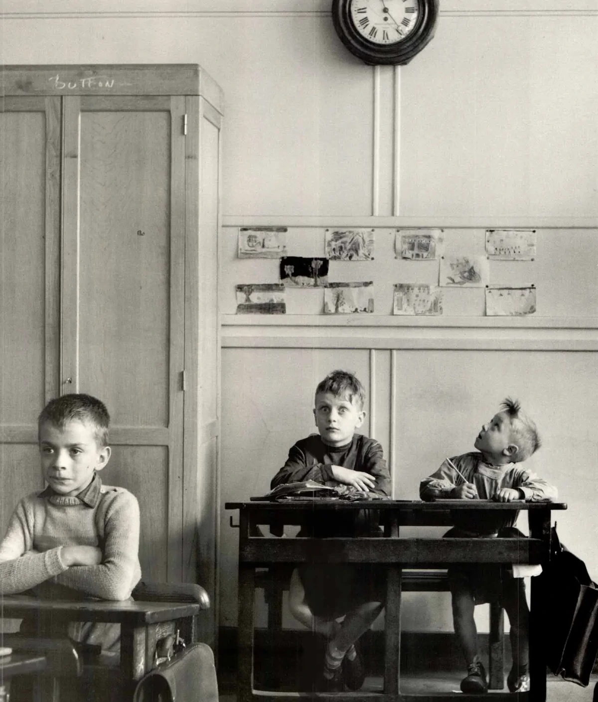 F5.6 を基準にしたときのシャッター速度の変化比較（ISO400想定）‐F5.6は光を受ける窓、シャッターは時間という扉