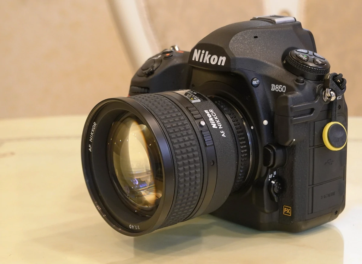 AF NIKKOR 85mm f/1.8（非D）‐“柔らかく優しい描写”が魅力