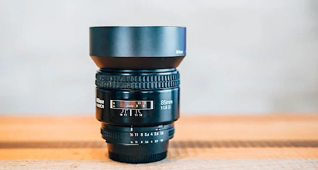 レンズフードのサイズ確認‐レンズの焦点距離で「フードの深さ」がフィルター径で「取り付けサイズ」が決まる