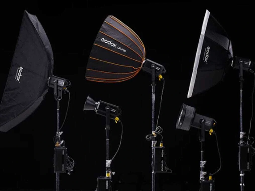 中国メーカーによるストロボ市場の「世界制覇（2015〜現在）」‐時代を変えるのは、速さと柔軟性である