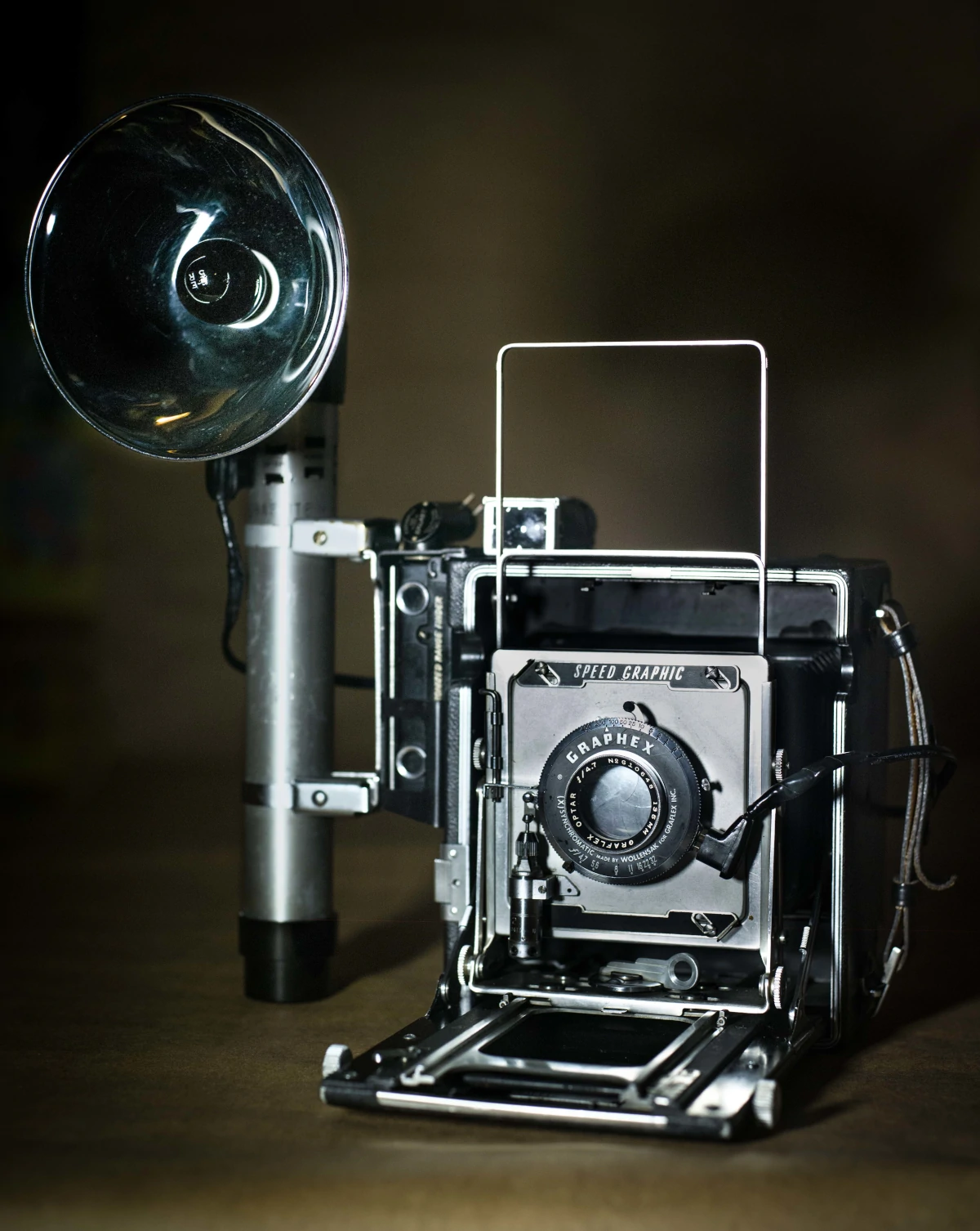 マグネシウム電球式フラッシュ（Flashbulb）- 電子ストロボへの道を開いた、歴史的にも重要な技術