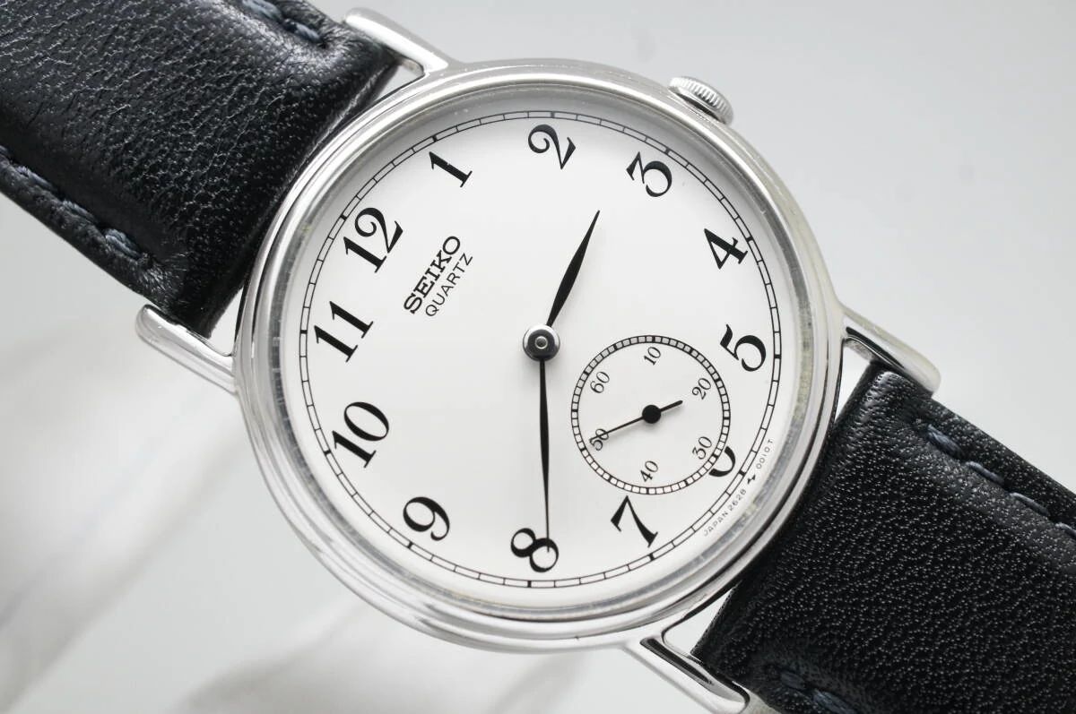 クォーツ時計におけるステップモーターの交換‐