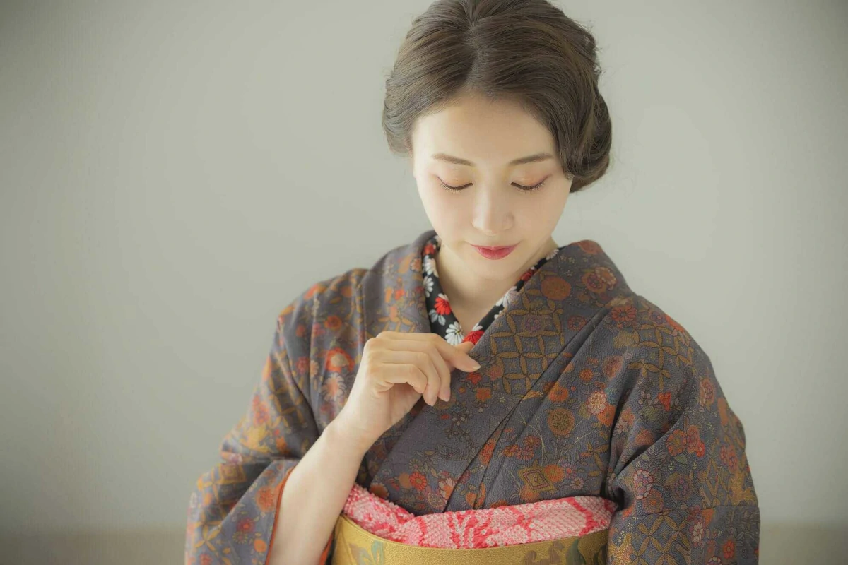 紬（つむぎ）の歴史‐飾るための布ではなく、生きるために織られた布