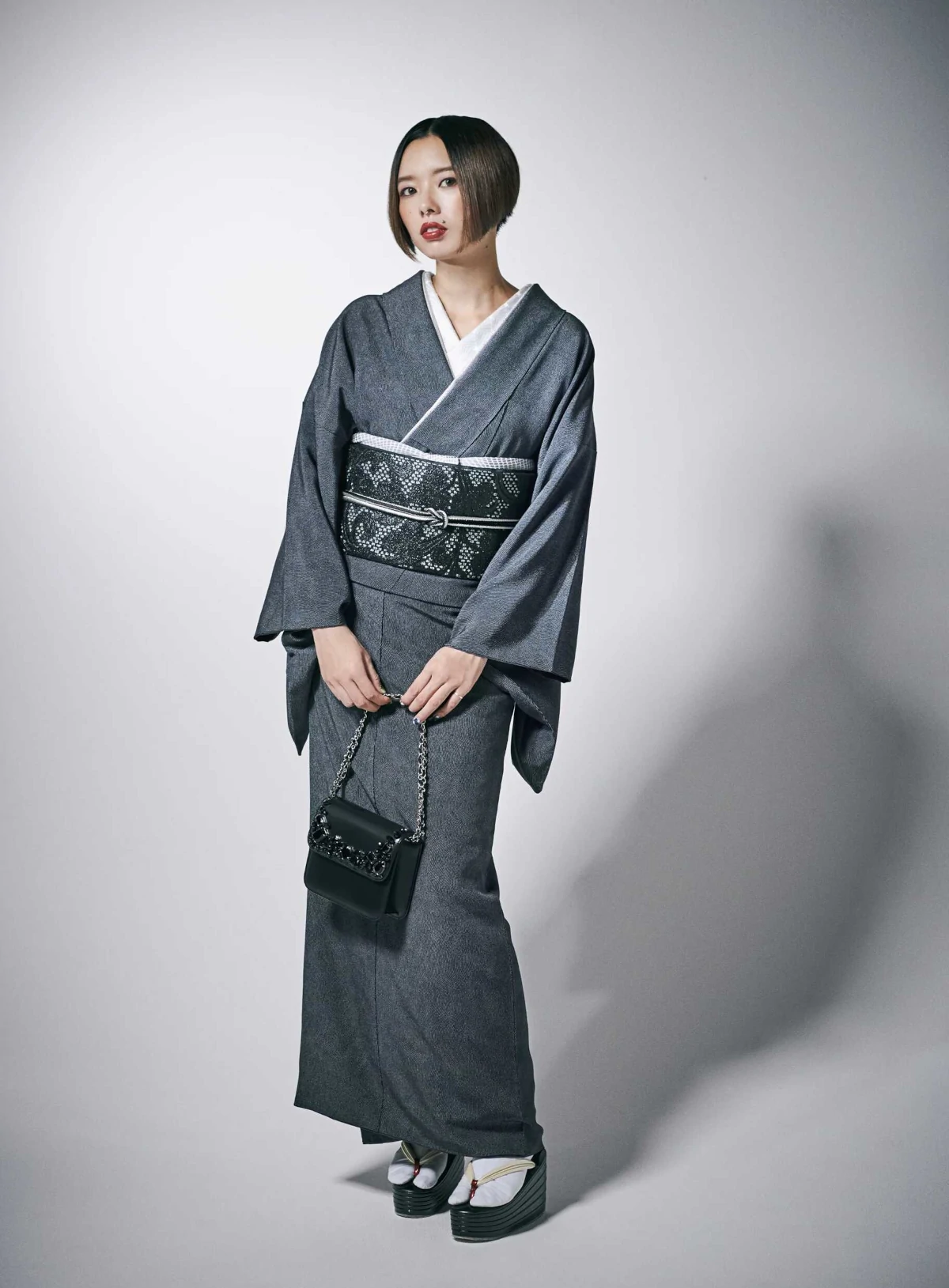 紬以外の着物とは何か‐「装いとは、自分を語るためではなく、場を尊ぶため